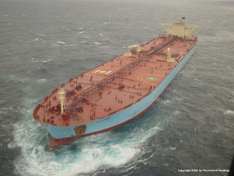 VLCC super rolietanker set fra helikopter